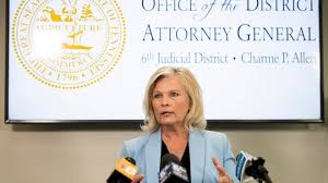 Austin police said that while the suspect was still at large on sunday afternoon, it appeared to have been an isolated domestic situation and there was the killings followed a spate of mass shootings in the us in recent weeks, including a mass shooting at a fedex facility in indianapolis on thursday. Slr4wrjhgykqzm