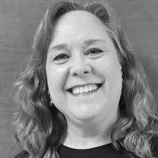 Lorraine Knox is back