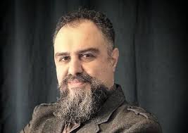 ایرنا - منتقد هنری: «ناصر آراسته» پیشکسوتی فعال و قابل احترام بود