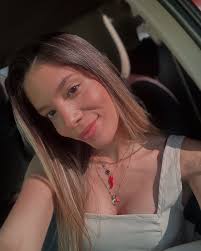 Michelle Matos (@michellevmn) • Instagram photos and videos