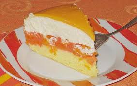 Ein topping aus karamellisierten walnüssen und schokolade auf einer feinen puddingcreme machen diesen kuchen so unwiderstehlich! Friss Dich Dumm Torte Einfach Nur Lecker