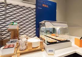 Holiday inn express and suites pigeon forge sevierville, wahoo ziplines smoky mountains'dan 4.2 km uzaklıkta bulunup ücretsiz özel otopark, özel bir kasa, asansör sunar. Holiday Inn Express Suites Pigeon Forge Sevierville 120 2 7 0 Sevierville Hotel Deals Reviews Kayak