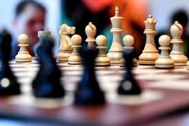 Le chapeau de la maîtresse d'evelyne, les cerises des amis de notre mère. Apres Le Succes De La Serie Sur Les Echecs Le Jeu De La Dame Sur Netflix Il Veut Creer Une Ecole Du Cerveau En Correze Brive La Gaillarde 19100