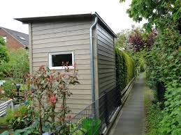 Gartenhaus Fur Schmale Grundstucke Ideen Mit Holz