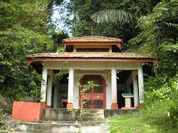 Agama dan kepercayaan di malaysiaa.sejarah kedatangan agama di malaysiab.peranan. Animisme Di Malaysia Wikipedia Bahasa Melayu Ensiklopedia Bebas