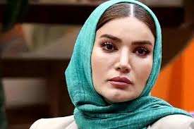 شب یلدا ۱۴۰۴: سورپرایز متین ستوده در شب یلدا با یک هدیه خاص
