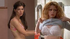 Marisa Tomei, Natasha Lyonne - Slums of Beverly Hills (1998) - Celebs  Roulette Tube