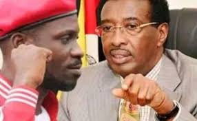 ENTERTAINMENTMOMENT #HILLSDAYBENDER Name it and we play it #FREAKYFRIDAY