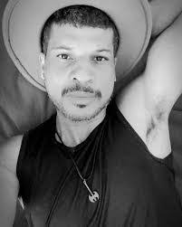 Eric Milan's Instagram, Twitter & Facebook