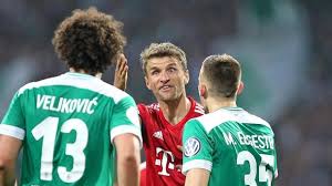 Wir nutzen cookies, um ihnen die bestmögliche nutzung unserer webseite zu ermöglichen und unsere kommunikation mit ihnen zu verbessern. Dfb Pokal Thomas Muller Korrigiert Nach Elfmeter Streit Eigene Aussage