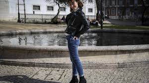 A selfie assistiu às gravações do genérico de festa é festa e conversou com a atriz beatriz barosa sobre a próxima novela da tvi. Beatriz Barosa Foi A Partir Da Massa Fresca Que Comecaram A Identificar Me Como Atriz