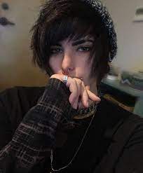 Maza With Short Hair Emo Boys Boys Emo Hair Maza Short Cute Emo Boys Cute Emo Cute Emo Guys