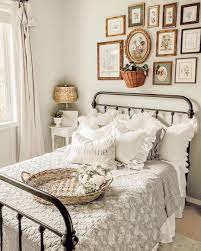 Collection by laura moore decor. We Are Getting Ready For Tons Of Guests To Visit The Next Few Weeks When We Moved In This S Guest Bedroom Makeover Farmhouse Guest Bedroom Home Decor Bedroom
