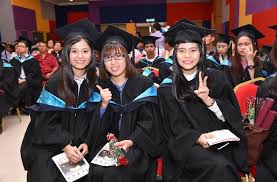 Ketika bayi memasuki tahun kedua kehidupan, mereka akan lebih bebas dan mempunyai keinginan untuk meneroka segalanya yang boleh dicapai. Yuran Pengajian Diploma Pendidikan Awal Kanak Kanak Yang Rendah Pekerjaan Segera Di Singapura Farah Dafri