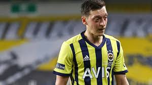 This performance currently places fenerbahçe at 3rd out of 21 teams in the süper lig table, winning 63% of matches. Turkischer Pokal Ozil Scheidet Mit Fenerbahce Gegen Basaksehir Aus