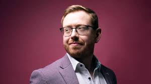 Gary Beecher's Instagram, Twitter & Facebook