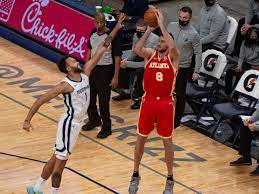 Gallinari, uno de los principales agentes libres contratados por los hawks, que estuvieron activos en el mercado antes de la campaña, igualó la mejor marca en su carrera, al conseguir 24 puntos en los. Hawks Injury Updates Clint Capela Out Danilo Gallinari Questionable Saturday Vs Grizzlies Draftkings Nation