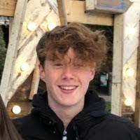 Goldie Marks's Instagram, Twitter & Facebook