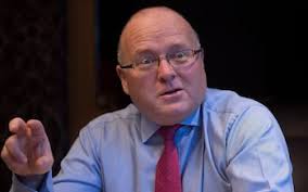 Short shrift for Carillion shows need to look at funds