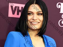Jessie J Vermogen Einkommen Album Lieder Wohltatigkeit Vermerke Wiki Alter Grosse Und Privatleben Biografie Juni 2021