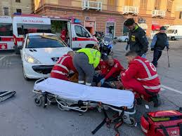 Incidente a Voltri, è morto il 94enne investito: stava attraversando fuori  dalle strisce pedonali - Genova 24