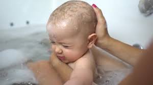 Watch this video as we teach you how to bathe your baby in a safe and. 3 349 Baby Bath Stock Videos Royalty Free Baby Bath Footage Depositphotos