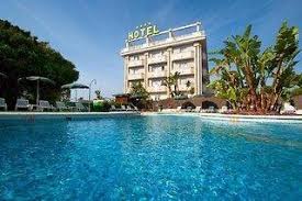 If you love golf, impressive playa granada is the perfect hotel for you. Spanien Gunstige Hotels Hotelzimmer