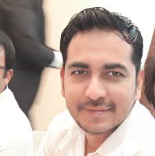 وہ تمام لوگ مجھے انفرینڈ کر دیں جن کو انڈے کھانے سے گرمی ہوتی ہے اور وہ  تمام فیملیز بھی جن کو انڈے کھانے سے دانے نکل آتے ہیں😒😒😒😒