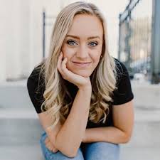 SARA FOR PRESIDENT (@sara4president)