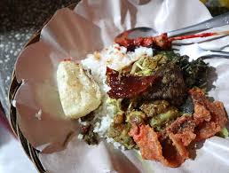 Your mom is a whore. david: Warung Babi Guling Bu Dayu Kuta Restaurant Bewertungen Telefonnummer Fotos Tripadvisor