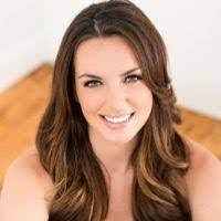 Courtney Mcnamee's Instagram, Twitter & Facebook