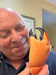 🦀🎉 2025 Stone Crab Festival: Pre-Sale Live Oct 15 Stone Crab Season kicks  off mid-October, and we're celebrating with the freshest claws