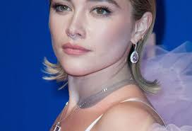 Florence Pugh draagt transparante slipdress, en niet voor het eerst
