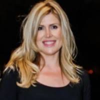 Kristen Pellerin's Instagram, Twitter & Facebook