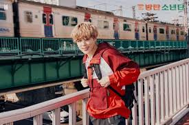 A place for fans of bts to view, download, share, and discuss their favorite images, icons, photos and wallpapers. Bts Jimin Hailed As No 1 Boy Group Member For 25 Months In A Row