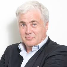 Battle of the No 10s: Marcus Smith's quick feet v Finn Russell's quick  thinking