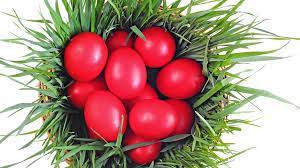 Oua de paste galbene vopsite cu turmeric. Cum Se Vopsesc OuÄƒle De PaÈ™te Trucuri Pe Care Trebuie SÄƒ Le È™tii Avantaje Ro Diverse Avantaje Ro De 20 De Ani Pretuieste Femei Ca Tine