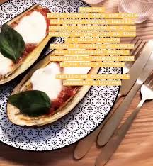 Aubergines Gratinees A La Tomate A La Mozzarella Et Au Parmesan Tomate Basilic Coulis De Tomate Tomates