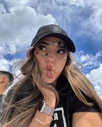 Vanessa Acevedo's Instagram, Twitter & Facebook