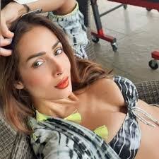 Danielle Rockey's Instagram, Twitter & Facebook