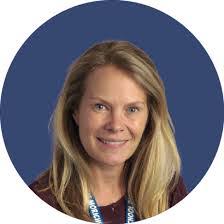 Lisa Pesce's Instagram, Twitter & Facebook