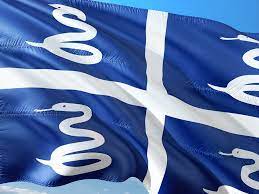 La bandera azul y blanca con las cuatro serpientes: International Fahne Flagge Kostenloses Foto Auf Pixabay