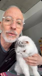 Patología Mamaria en Hombres con el Dr. Giovanni Vento, Asistente:  @el_gato_miro