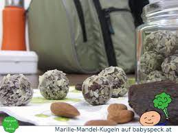 leckere zuckerfreie marille mandel kugeln perfekt fur babykekse zu weihnachten oder als snack fur unterwegs marillen lebensmittel essen dattel