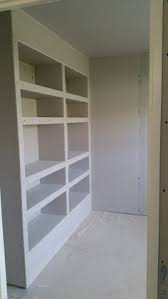 Bibliotheque Encastree Platrerie Isolation Des Murs Placo Dimension Platre Albi Https Www Eldotravo Fr Pro Dimension Platre Bookshelves Bookcase Home