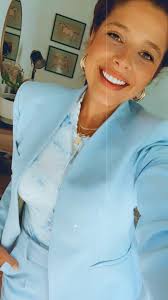 Happy Friday friends!! Hope life has been well ☺️👋🏽