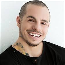 Casper Smart Latest News, Bio, Profile, Album, Movie and Photo.