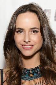 Juanita Ringeling's Instagram, Twitter & Facebook