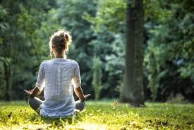 Anleitung zur Outdoor-Meditation: Dein Weg zur Ruhe