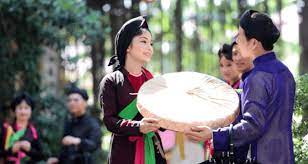 Câu hỏi cho các nghệ nhân, nhạc sỹ sáng tác dân ca quan họ. Du Xuan Vá» Miá»n Quan Há» Báº¯c Ninh
